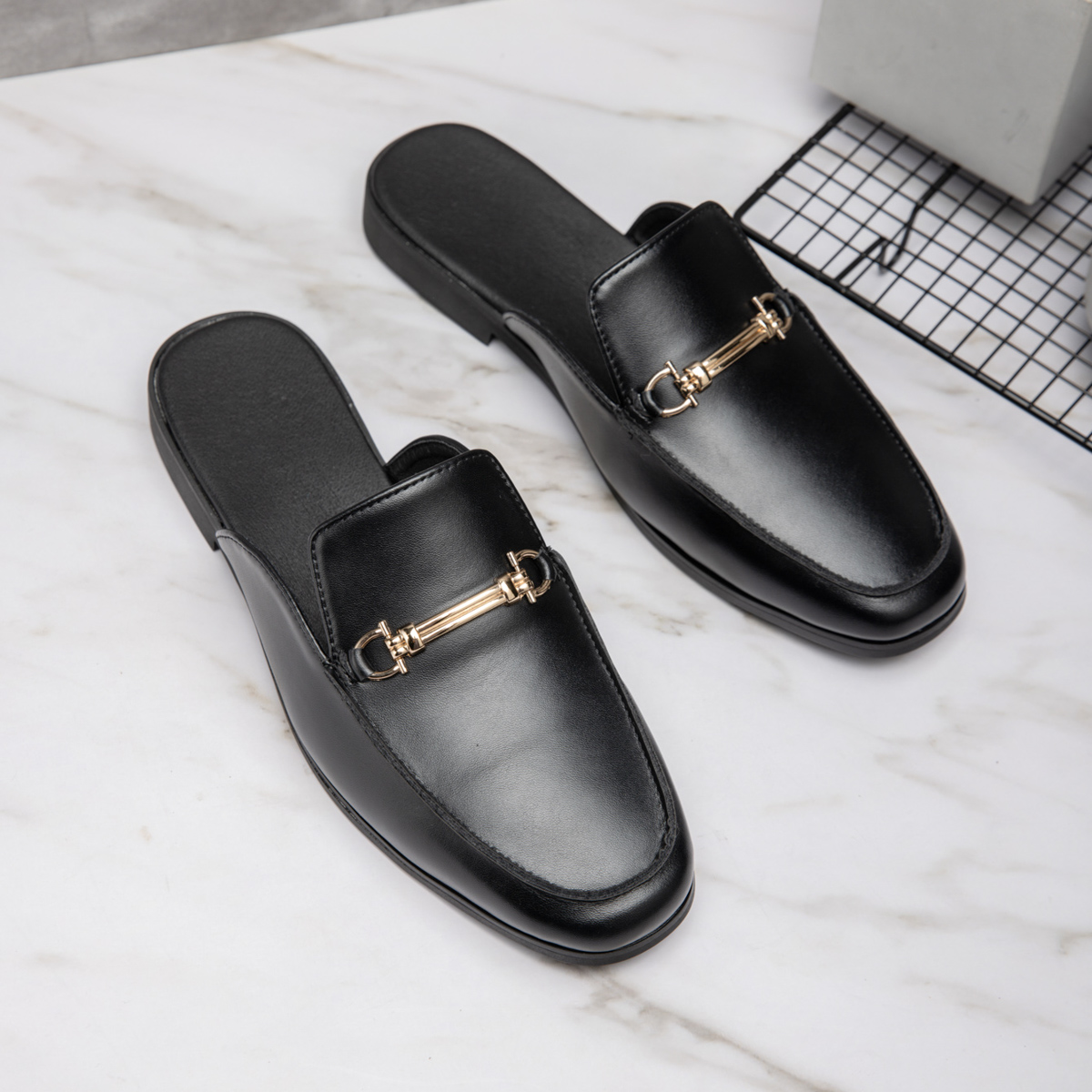 أحذية رجالية كاجوال من الجلد ب - مراجعة Men'S Shoes Hey Dude وسعره